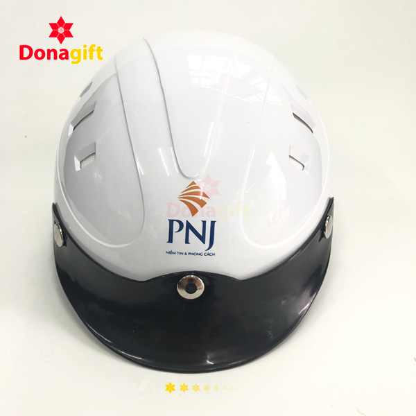 Nón bảo hiểm PNJ in logo sắc nét, chuẩn màu thương hiệu