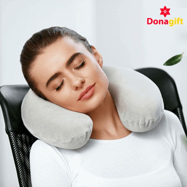 Lợi ích khi sử dụng gối kê cổ văn phòng