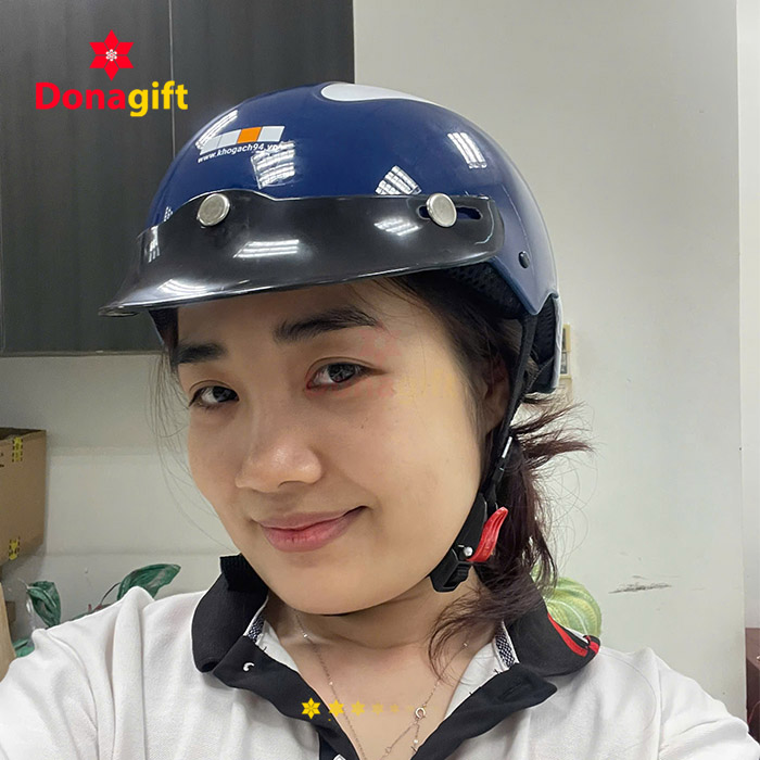 mũ bảo hiểm cơn mưa nhỏ 