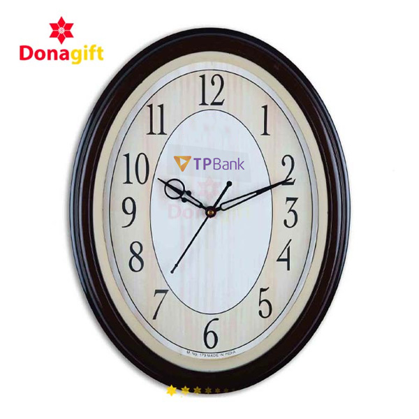 Đồng hồ Ovan TPBank in logo theo yêu cầu tại xưởng DonaGift