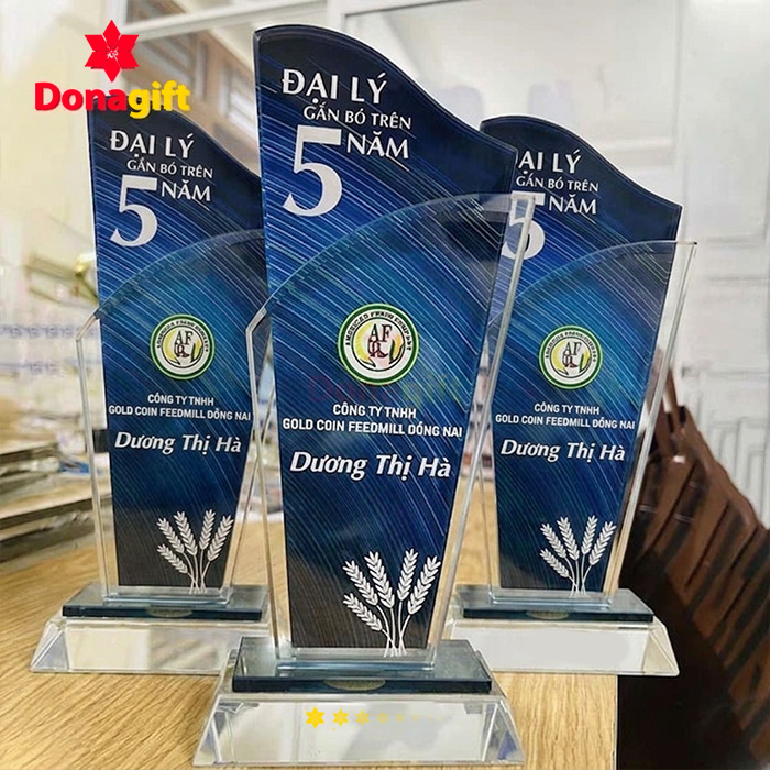 Kỷ Niệm Chương Gold Coin Feedmill 6 Kỷ Niệm Chương Gold Coin Feedmill thiết kế sang trọng dành cho doanh nghiệp
