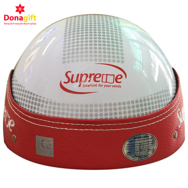 mu-bao-hiem-supreme-05