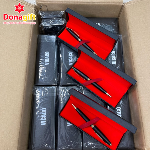 qua-tang-doanh-nghiep-doc-dao-04