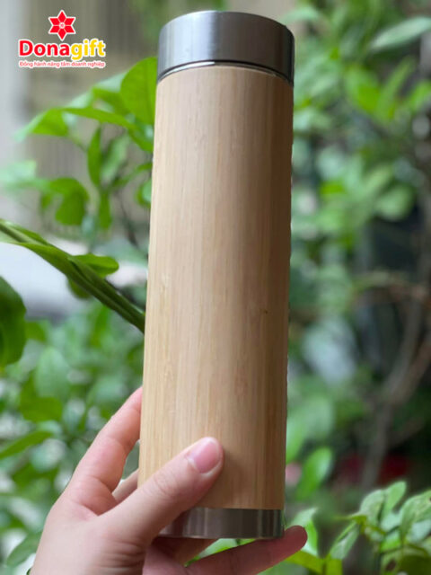 Bình giữ nhiệt vỏ gỗ thiết kế bền đẹp, chắc chắn