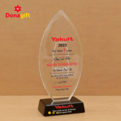 Kỷ Niệm Chương Yakult