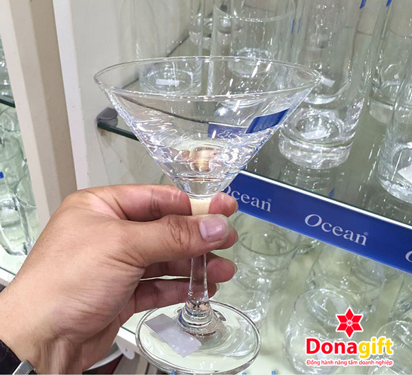 Ly thủy tinh Ocean uống rượu vang