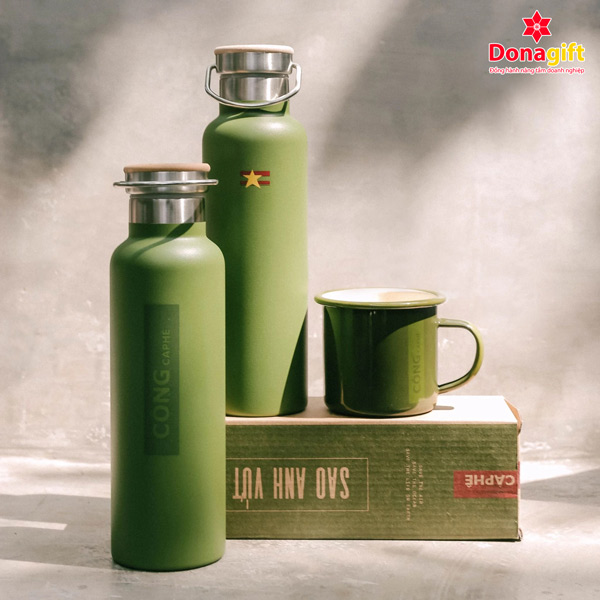 Mẫu bình giữ nhiệt đựng cafe màu xanh quân đội