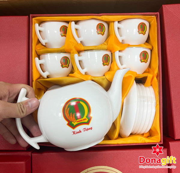 qua-tang-dai-hoi-12