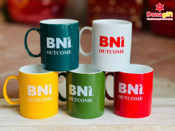 Mẫu ly sứ bát tràng độc đáo