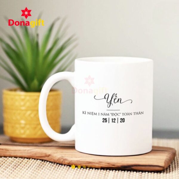 Ly sứ Bát Tràng in tên