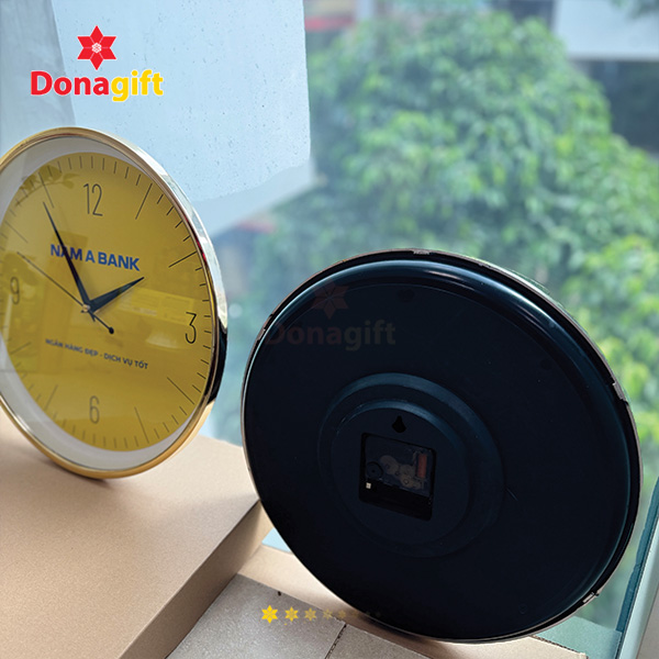 Đồng hồ quảng cáo Nam Á Bank cao cấp cho doanh nghiệp