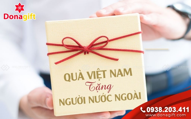 Nên tặng quà cho người nước ngoài vào dịp nào?