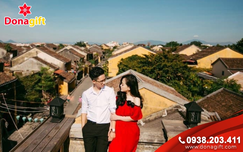 Bữa tối lãng mạn hoặc chuyến du lịch đầu năm  Bữa tối lãng mạn hoặc chuyến du lịch đầu năm