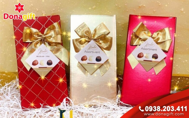 Chocolate, bánh kẹo Noel