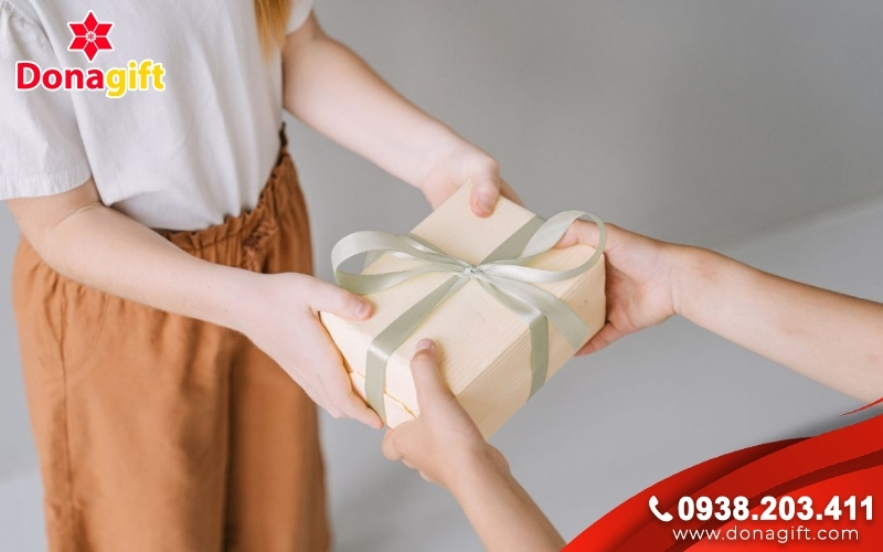 Ý nghĩa của việc tặng quà Tết Dương Lịch