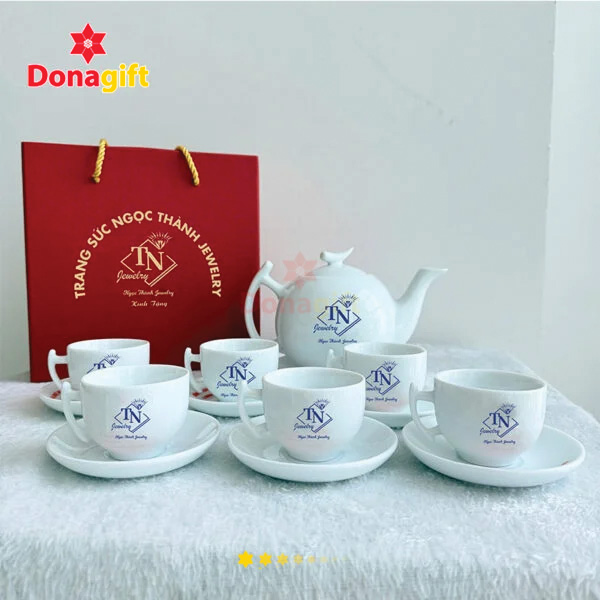 Bộ ấm chén sứ quà tặng khách hàng thương hiệu Ngọc Thành Jewelry