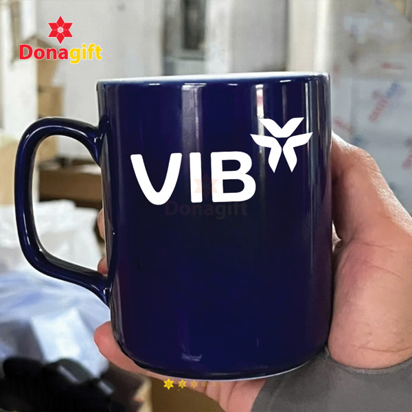 Cốc sứ in logo ngân hàng VIB Chi nhánh Hà Nội thiết kế sang trọng