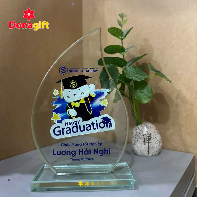 Kỷ niệm chương tốt nghiệp Seoul Academy