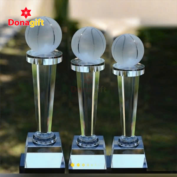 Cúp Pha Lê Tennis Cao Cấp dùng trao giải thể thao sang trọng