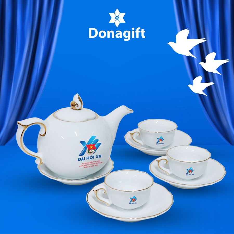 Bộ ấm chén sứ trắng viền vàng