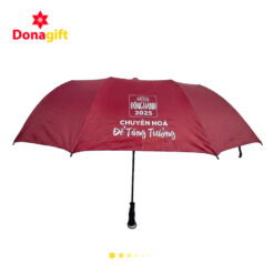Ô gấp màu đỏ in slogan "Chuyển Hóa Để Tăng Trưởng"