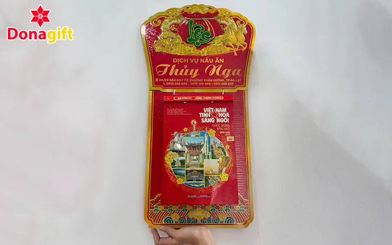 Mẫu lịch bìa gắn bloc in logo doanh nghiệp tại DonaGift