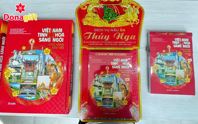 Lịch bìa gắn bloc in logo doanh nghiệp chủ đề bản sắc Việt Nam
