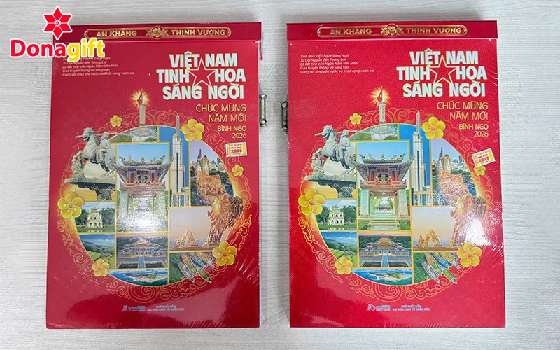 Lịch lò xo treo tường in thông tin doanh nghiệp