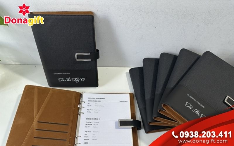 Tổng Hợp 99+ Quà Tết Nhân Viên Ý Nghĩa, Thiết Thực Và Sang Trọng 5 Sổ Tay Bìa Da In Logo